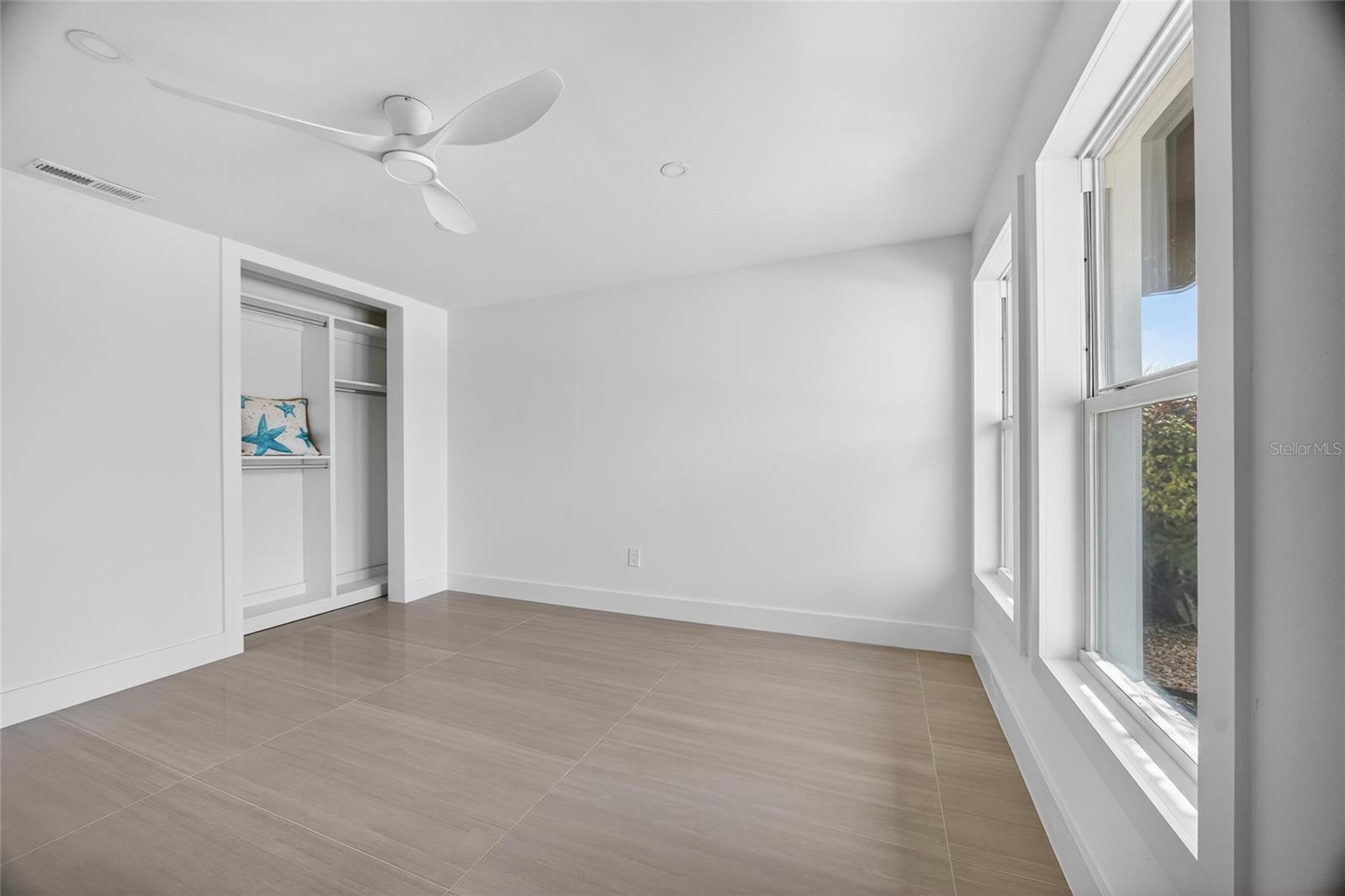 Image 32 of 64 For 2350 Via Venice