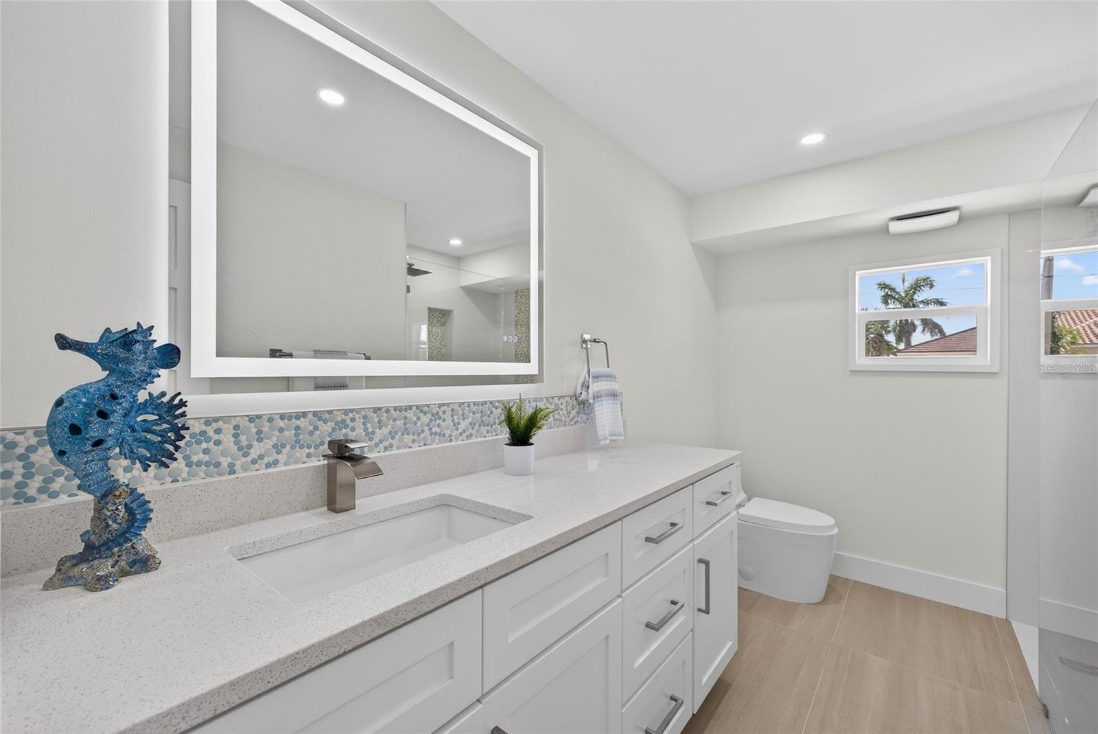 Image 33 of 64 For 2350 Via Venice