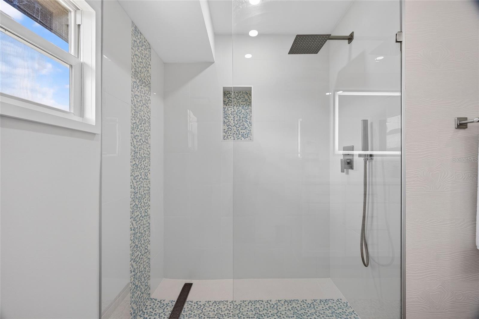 Image 34 of 64 For 2350 Via Venice