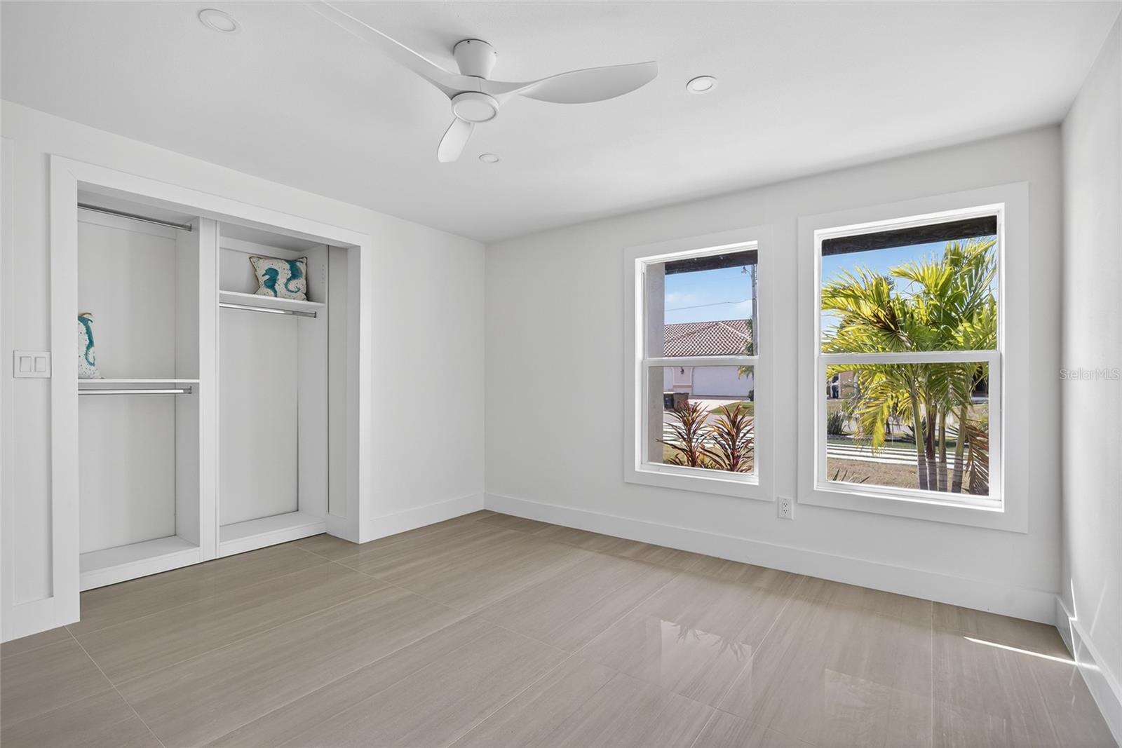 Image 36 of 64 For 2350 Via Venice