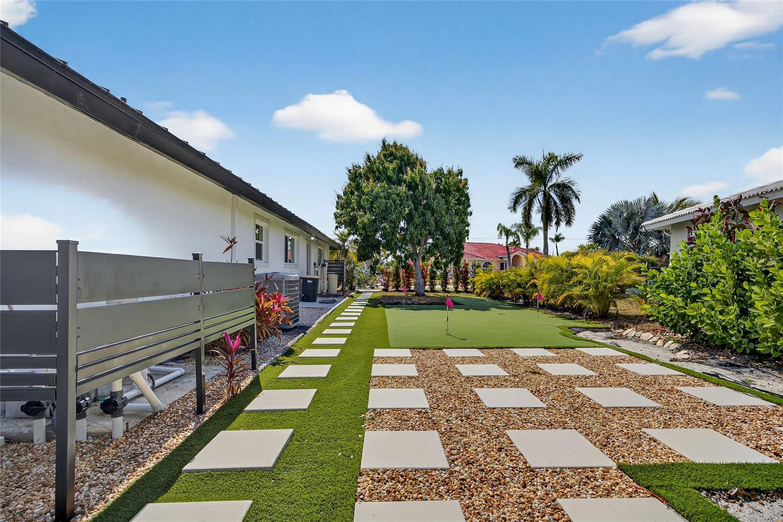 Image 51 of 64 For 2350 Via Venice