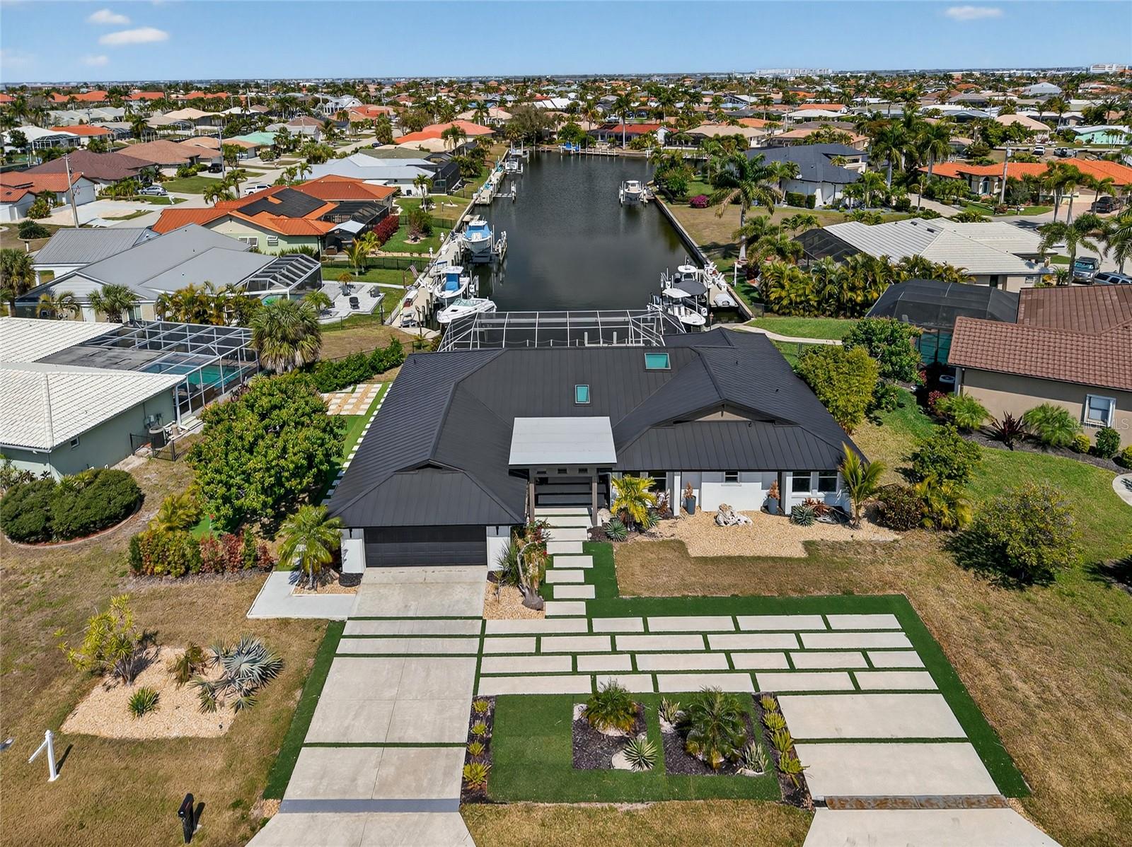 Image 61 of 64 For 2350 Via Venice