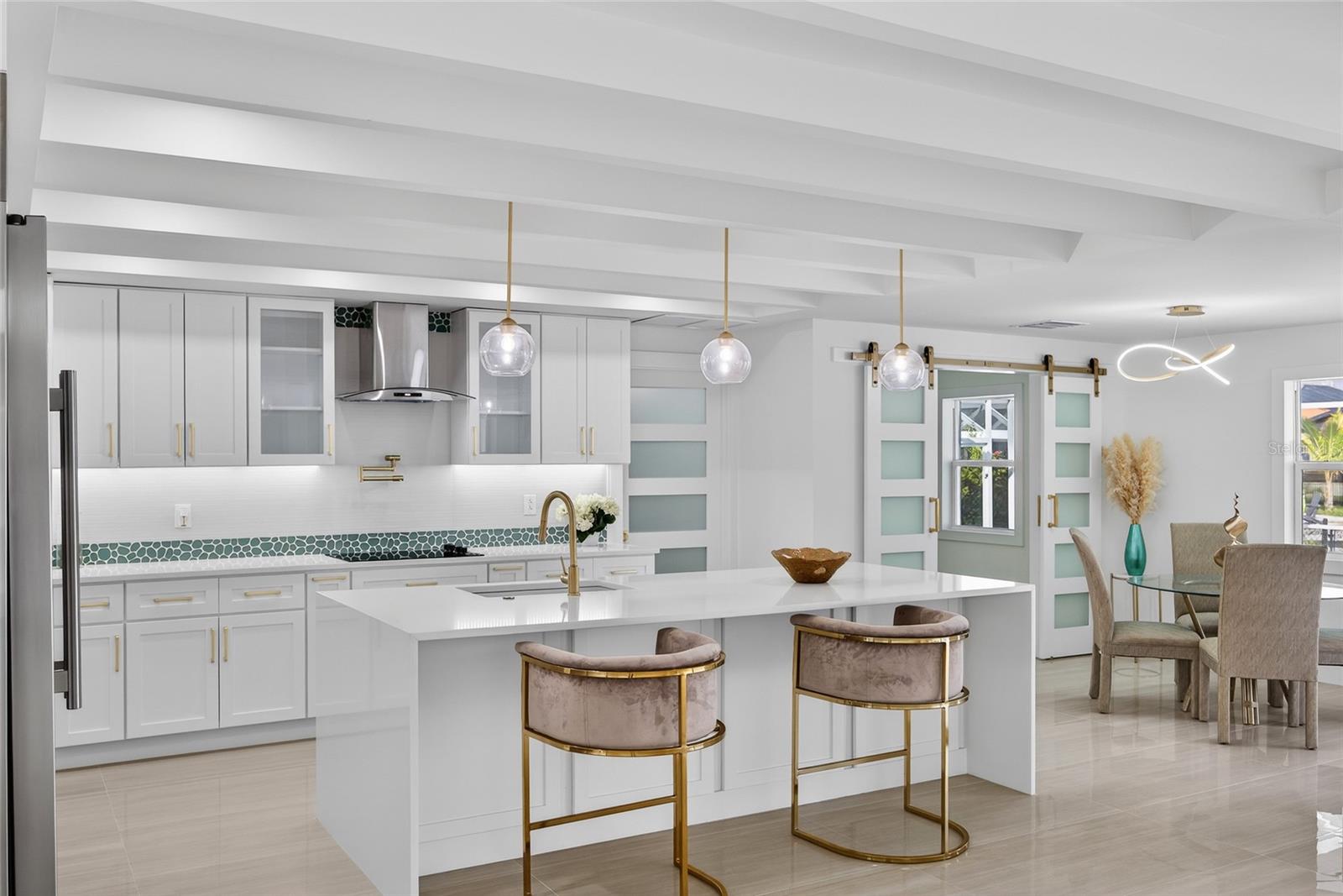 Image 8 of 64 For 2350 Via Venice