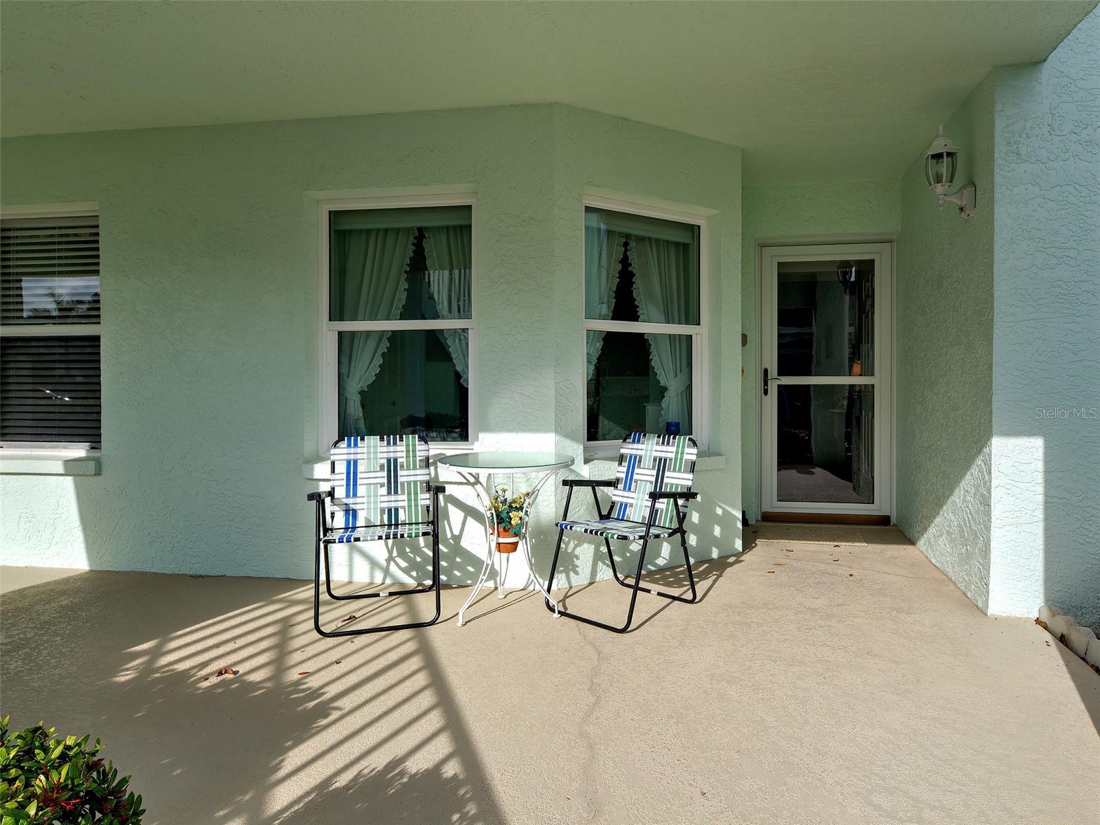 Image 4 of 50 For 5725 Greenwood Avenue 7102