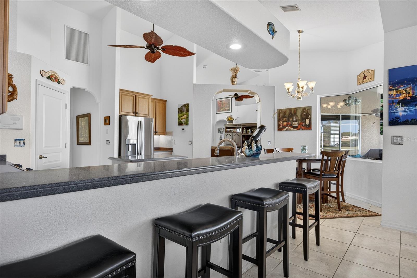 Image 11 of 36 For 33 Long Meadow Place