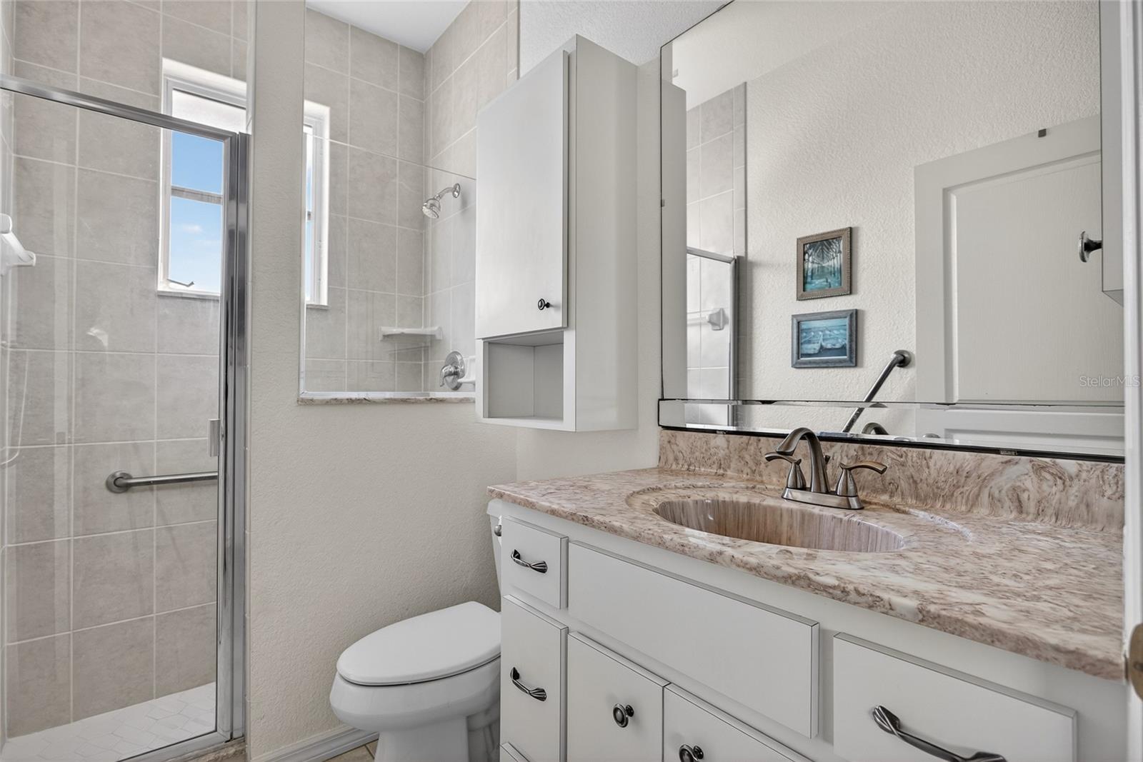 Image 20 of 36 For 33 Long Meadow Place