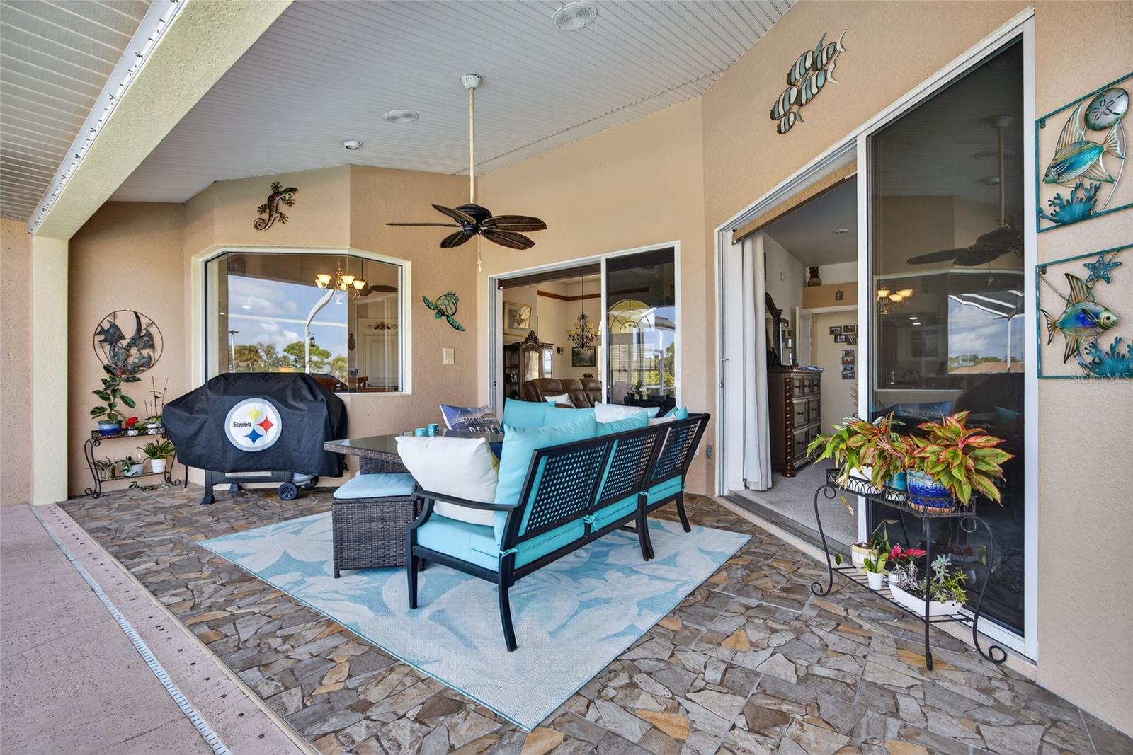 Image 23 of 36 For 33 Long Meadow Place