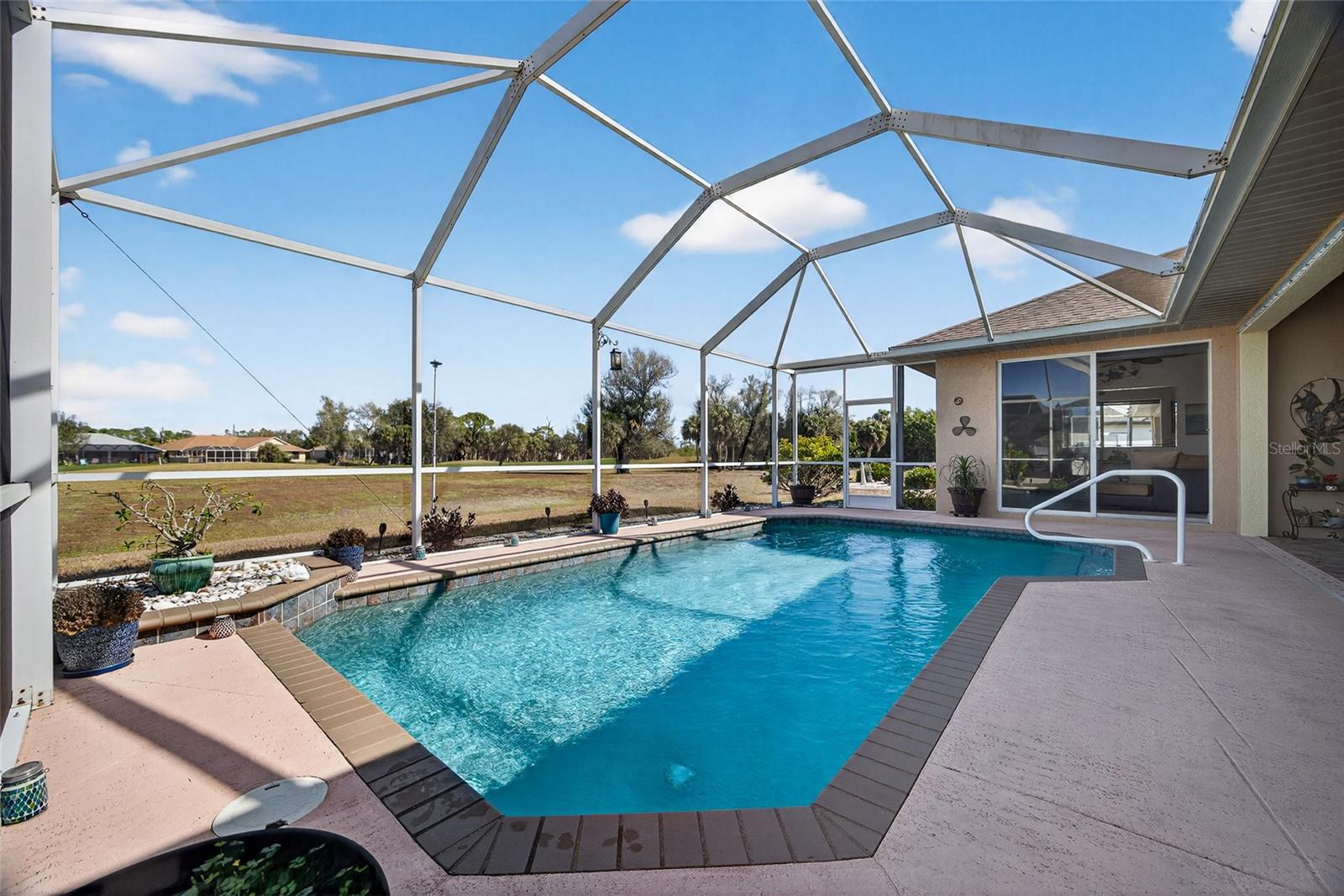 Image 26 of 36 For 33 Long Meadow Place