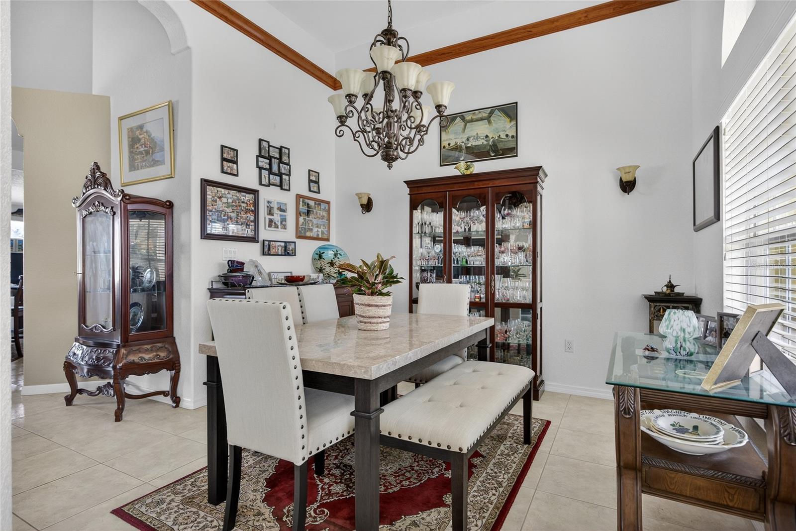 Image 6 of 36 For 33 Long Meadow Place