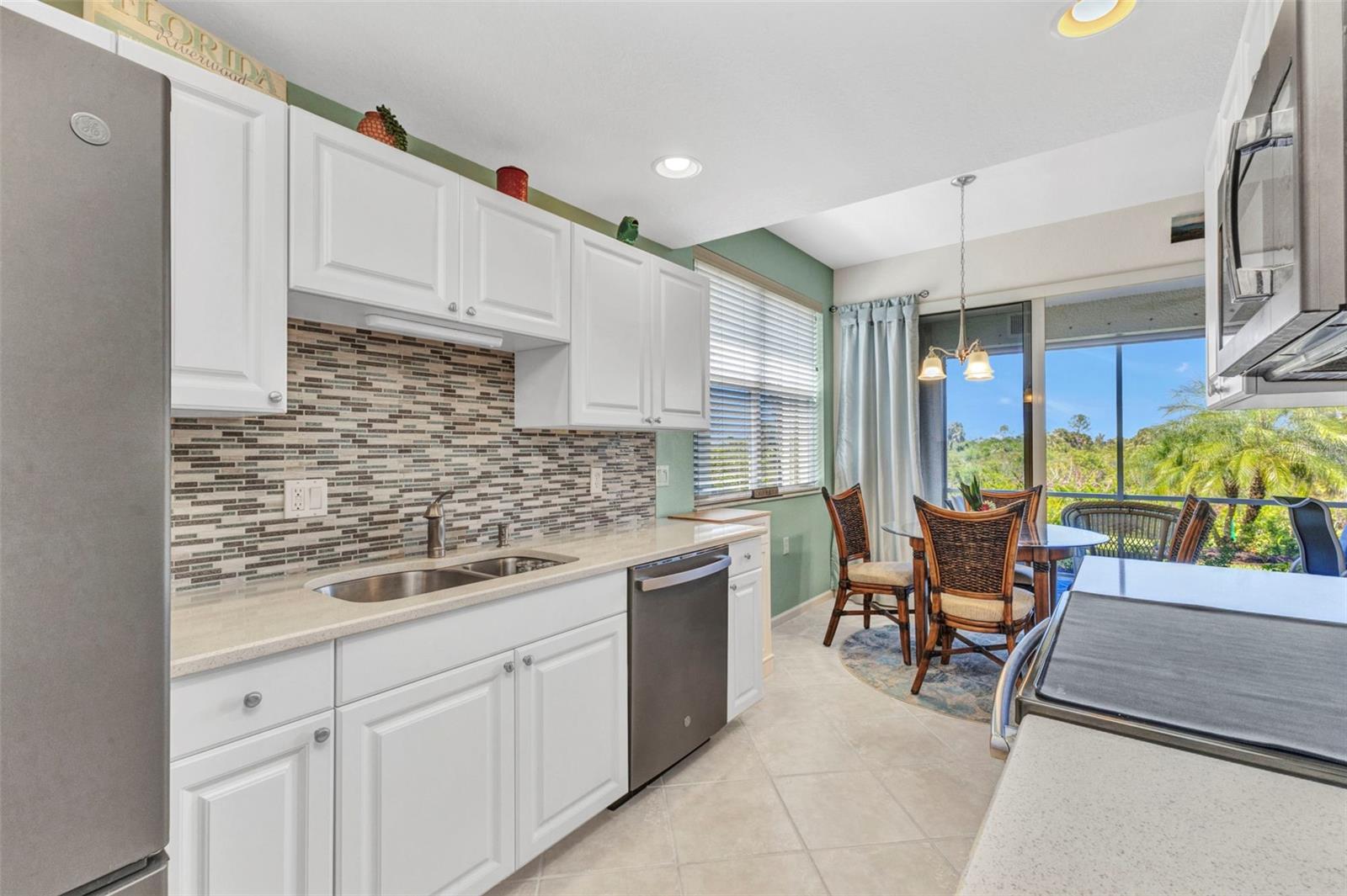 Image 8 of 51 For 3393 Grand Vista Court 101