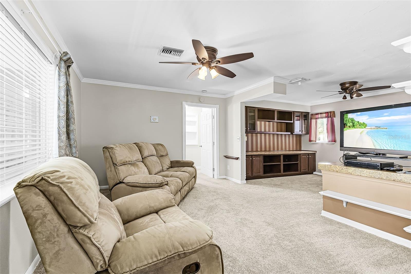 Image 9 of 27 For 4920 Viceroy Street