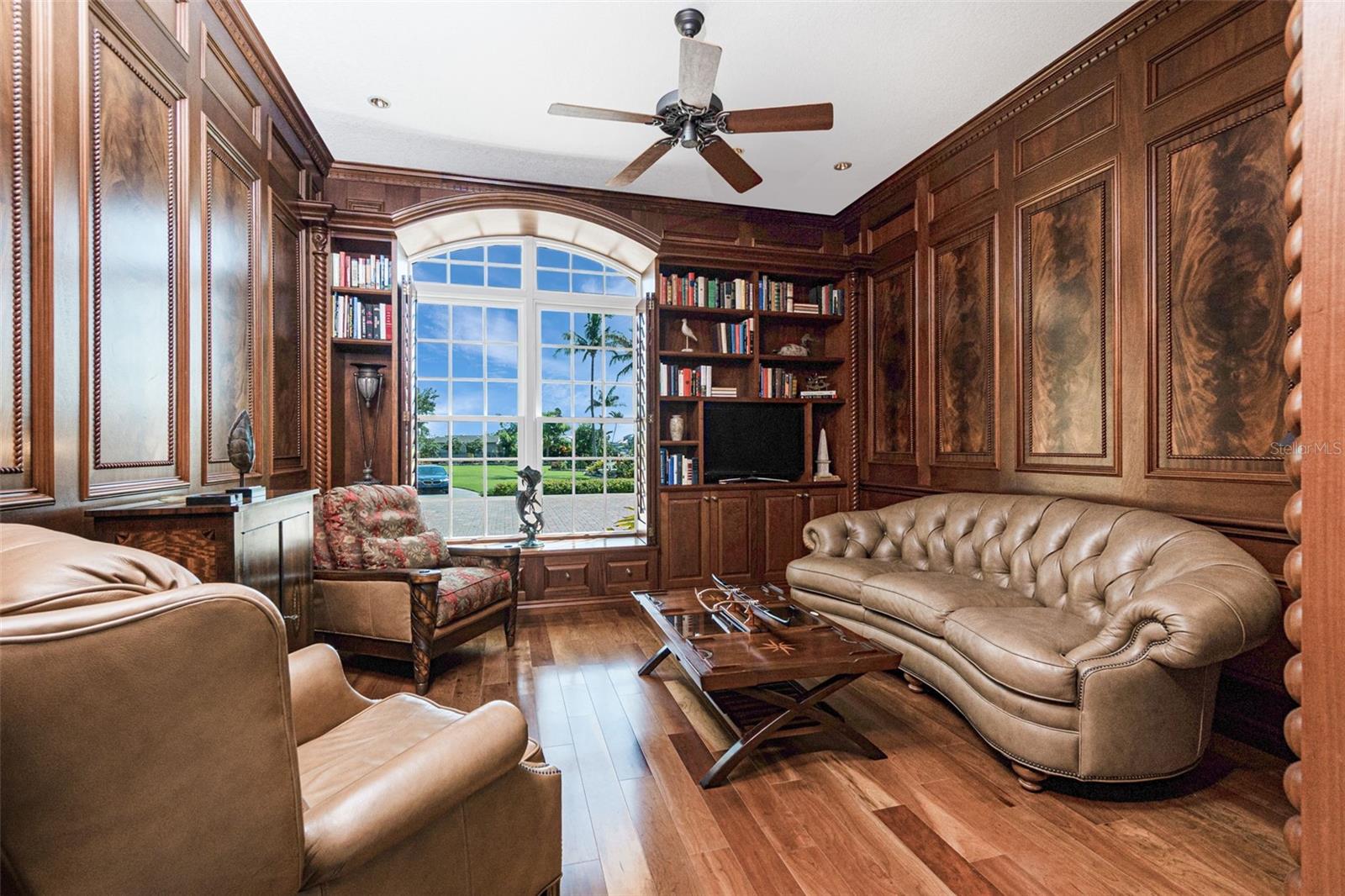 Image 17 of 94 For 5566 River Bay Drive