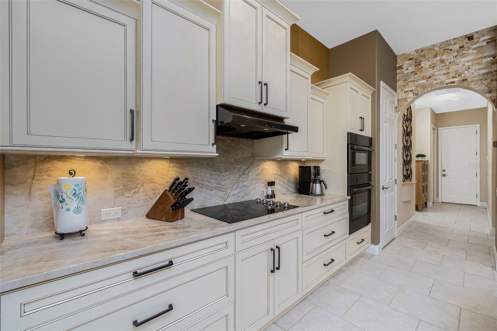 Image 30 of 94 For 5566 River Bay Drive