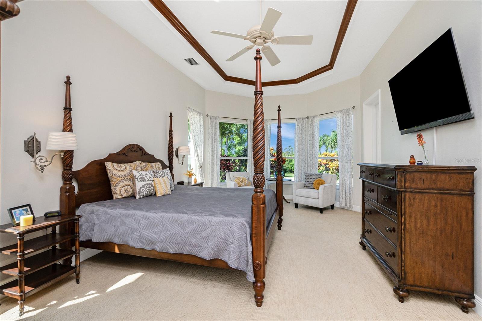 Image 36 of 94 For 5566 River Bay Drive