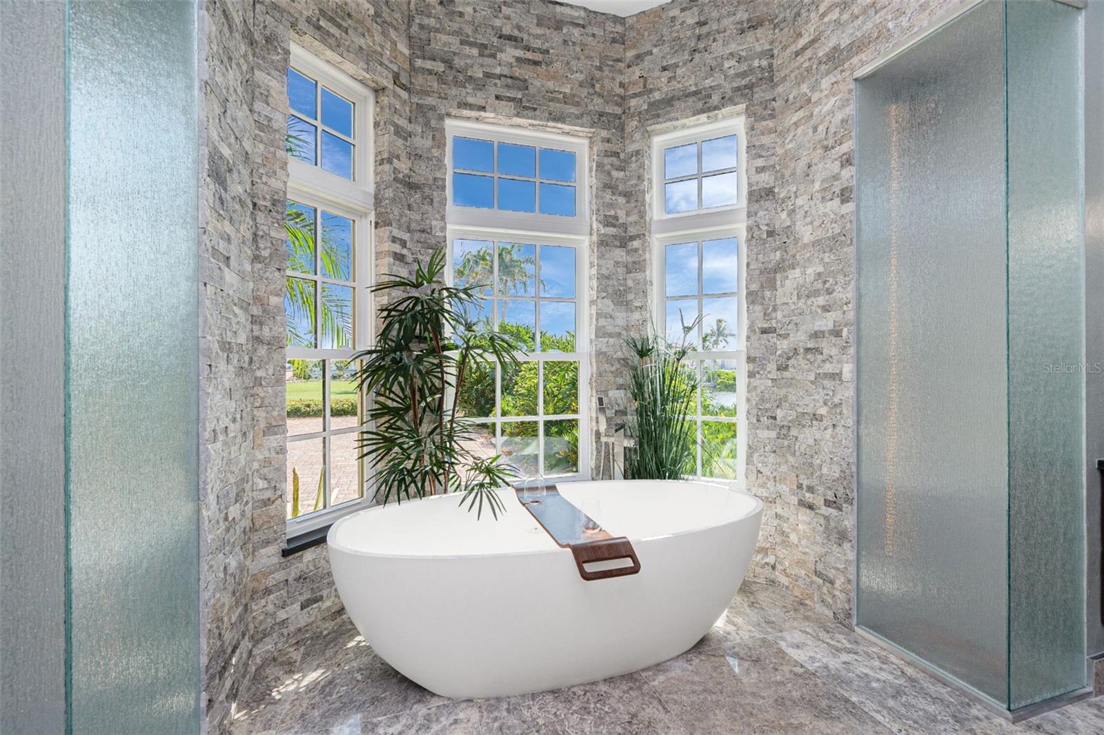 Image 45 of 94 For 5566 River Bay Drive