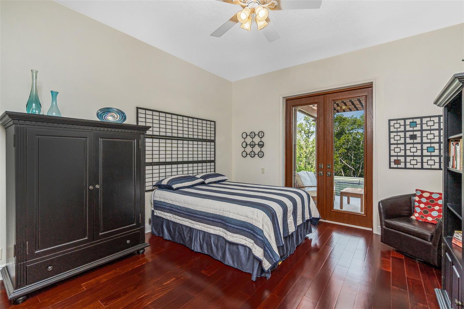 Image 53 of 94 For 5566 River Bay Drive