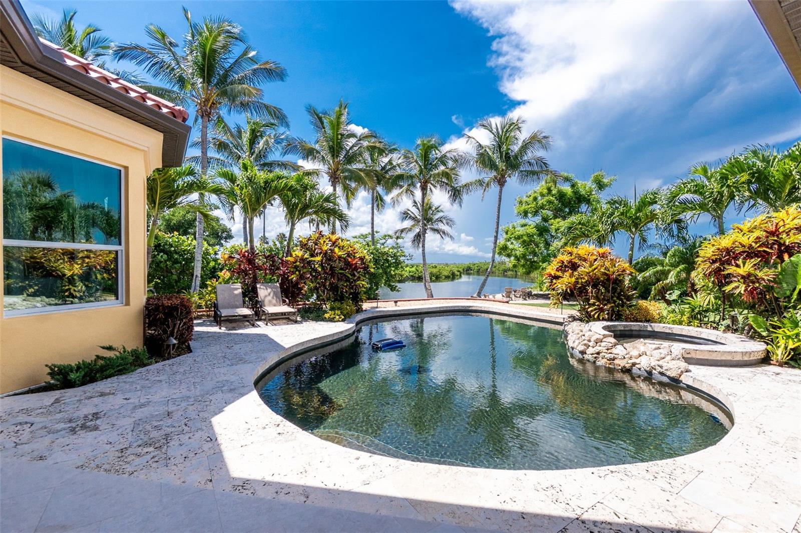 Image 66 of 94 For 5566 River Bay Drive