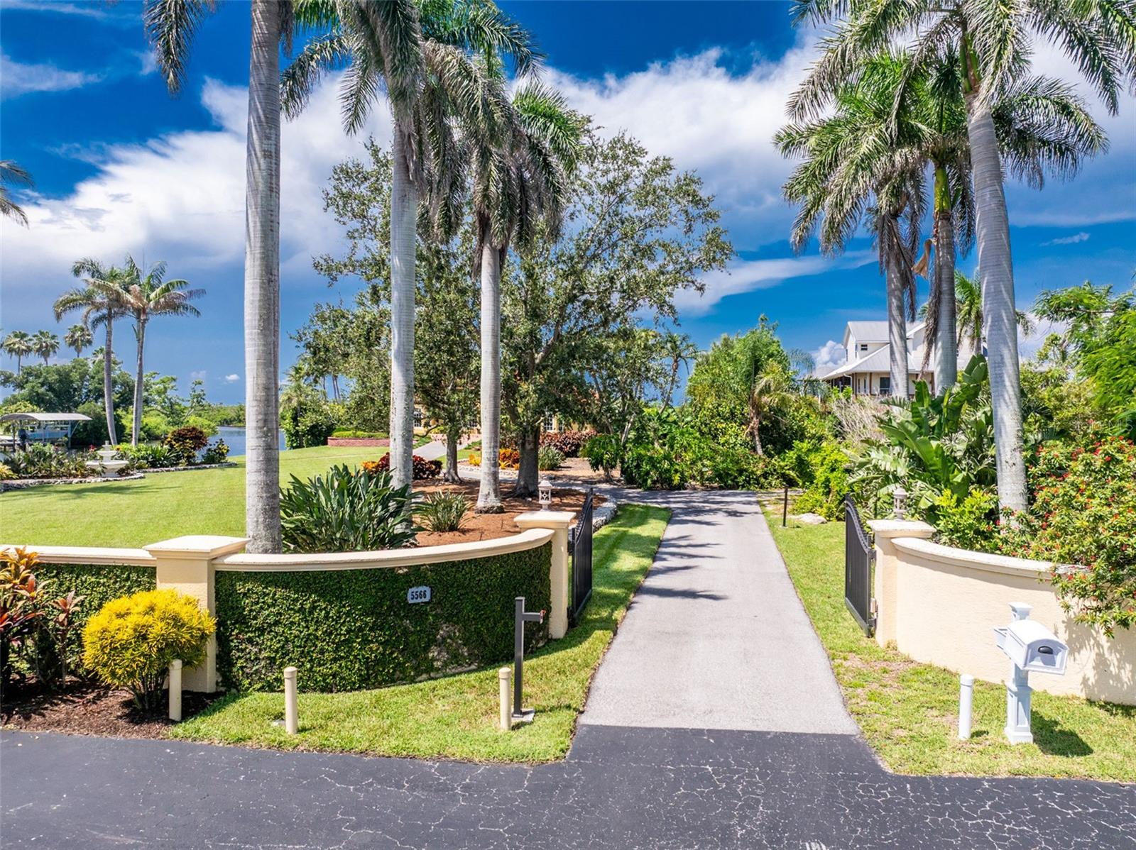 Image 79 of 94 For 5566 River Bay Drive