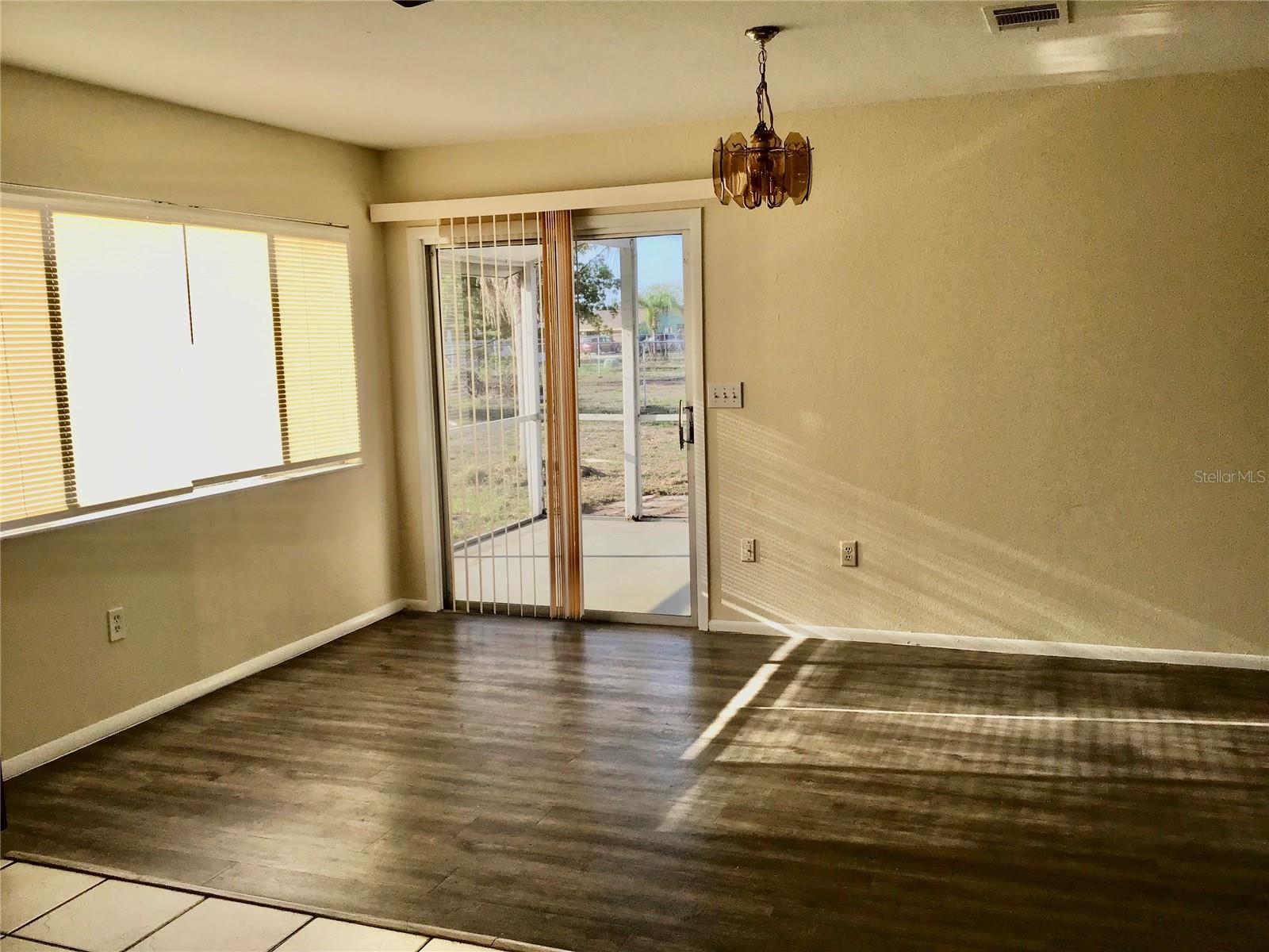 Image 2 of 11 For 7104 Gama Court