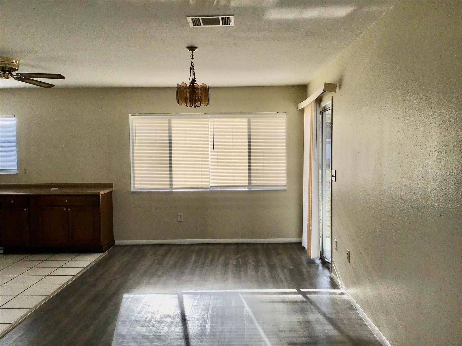 Image 6 of 11 For 7104 Gama Court