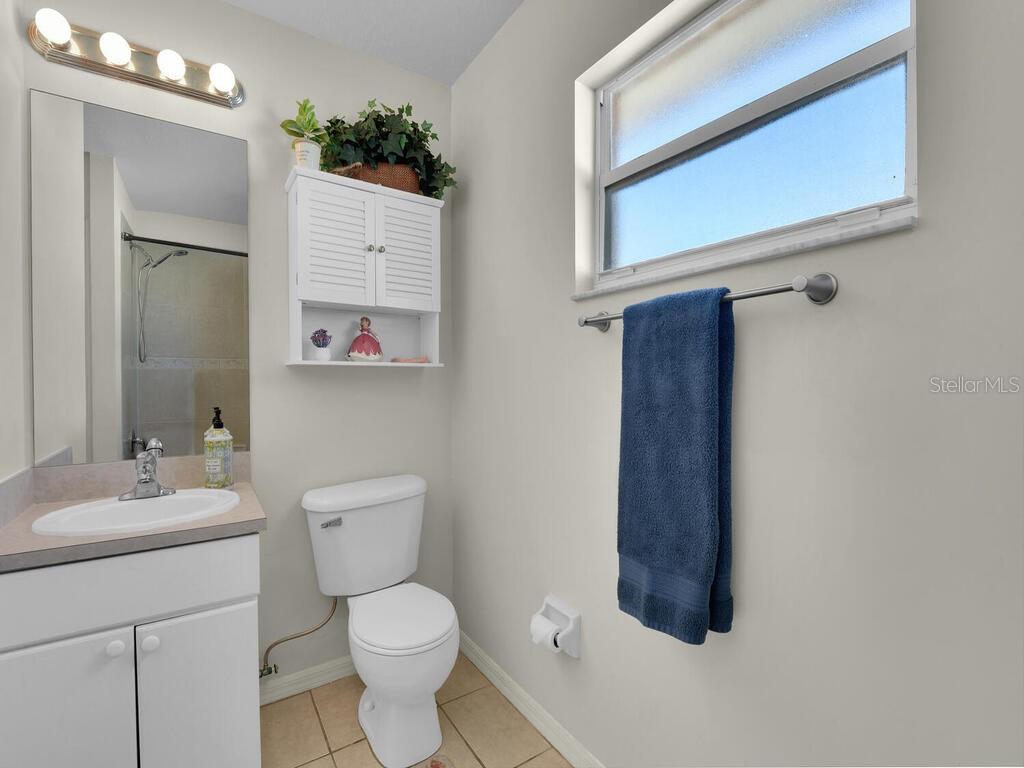 Image 29 of 43 For 1208-1210 24th Avenue