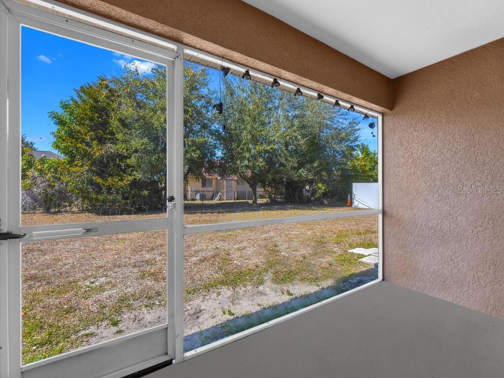 Image 34 of 43 For 1208-1210 24th Avenue