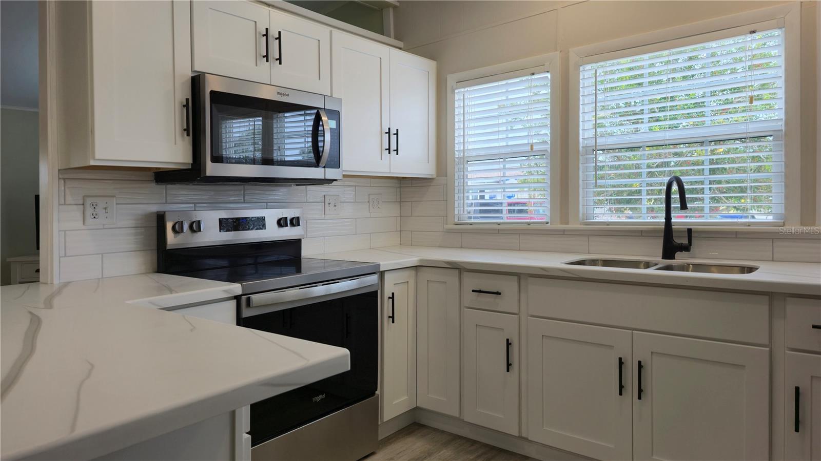 Image 6 of 62 For 720 Butterfield Circle