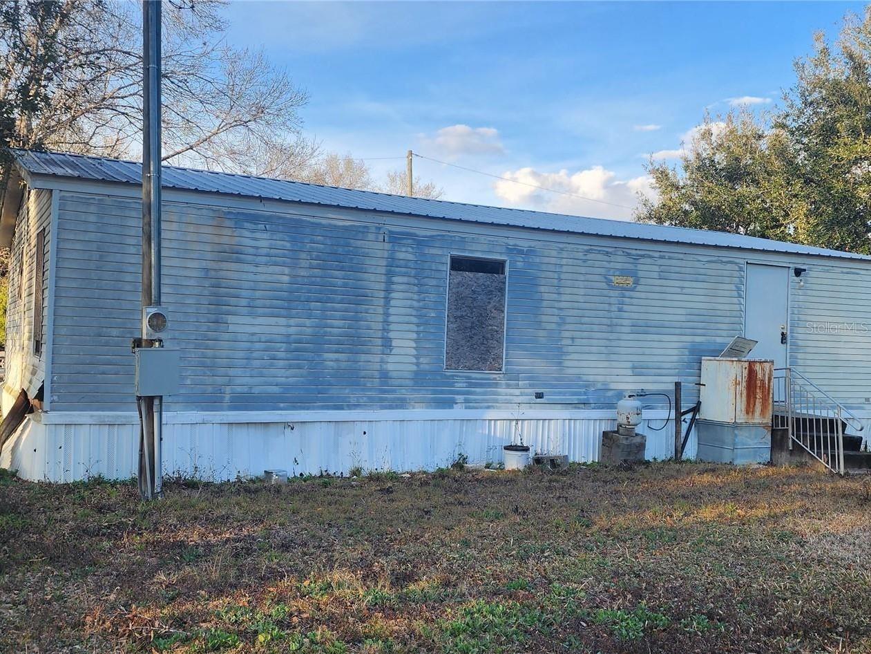 Image 2 of 12 For 107 College Lane