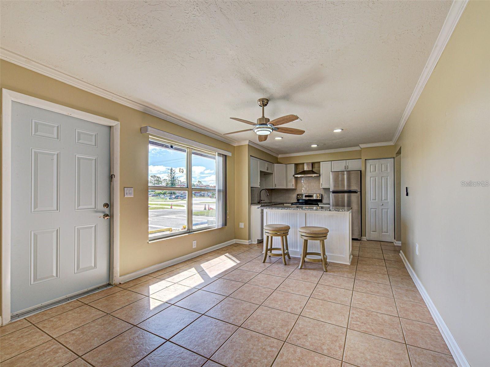 Image 4 of 16 For 21150 Gertrude Avenue G3