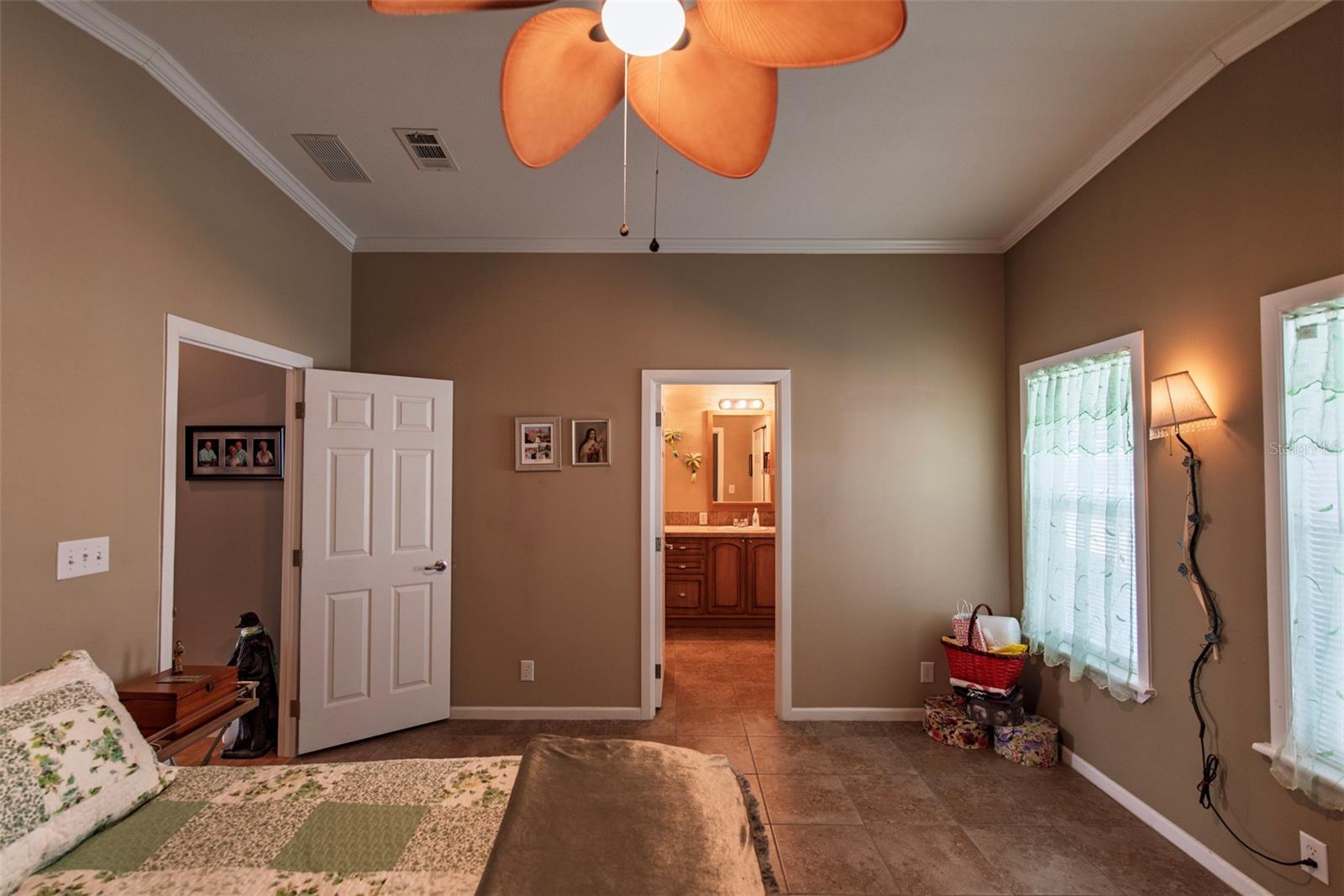 Image 9 of 34 For 78 Windmill Boulevard