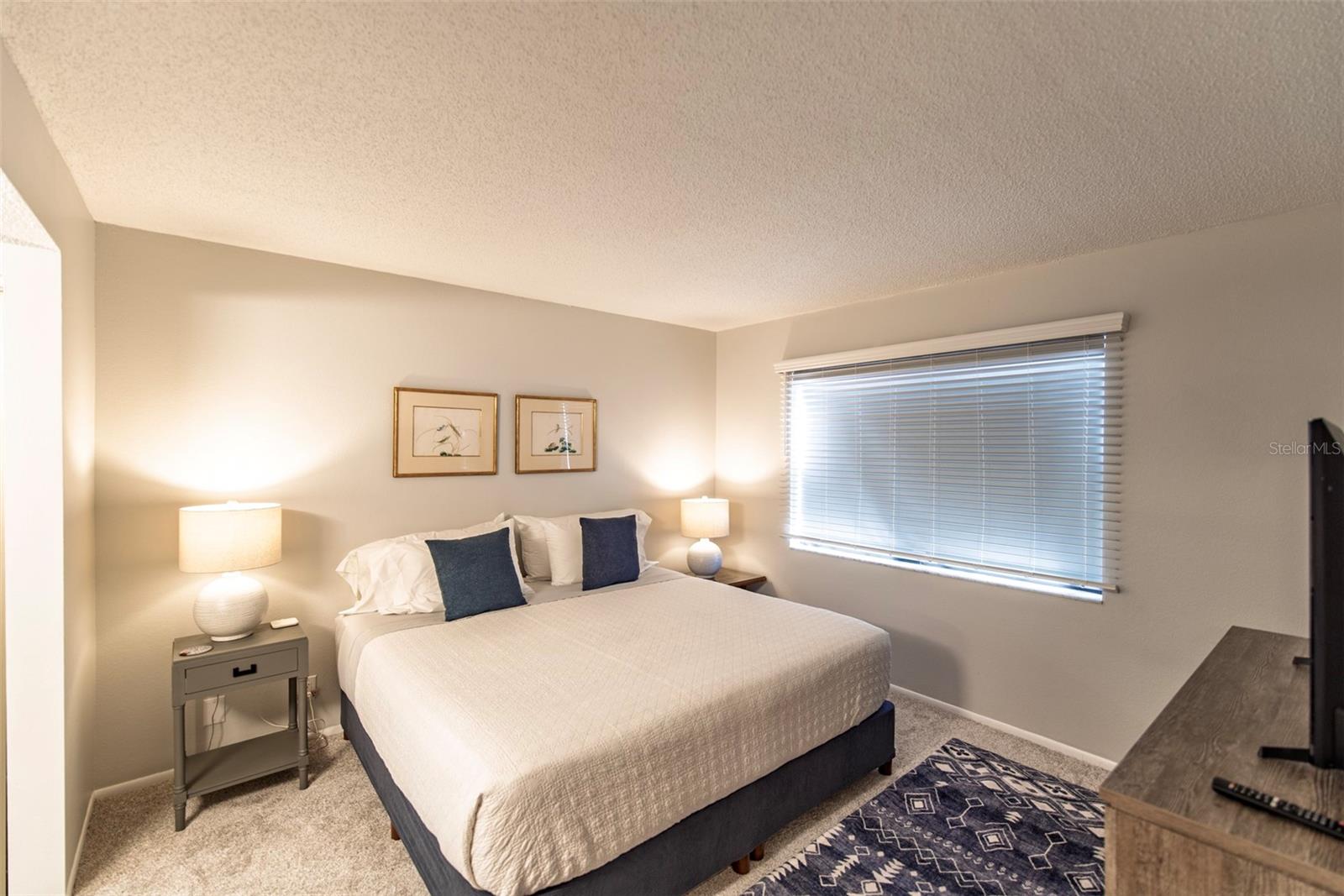 Image 10 of 19 For 19505 Quesada Avenue Aa105