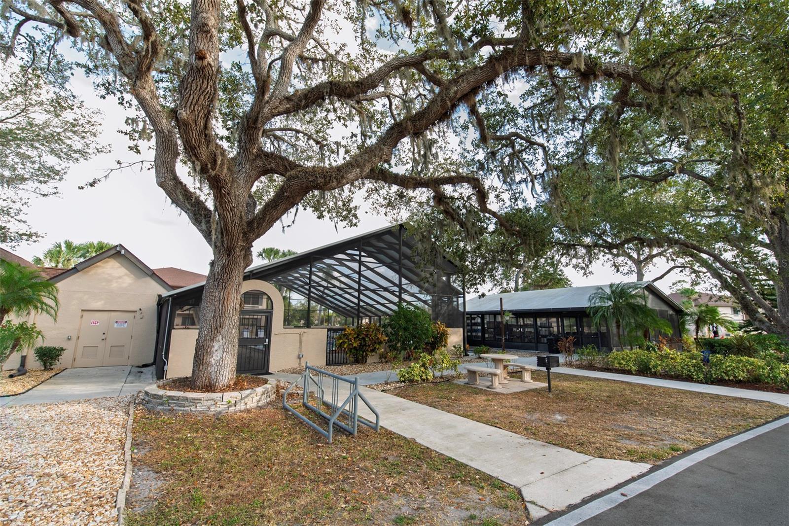 Image 17 of 19 For 19505 Quesada Avenue Aa105