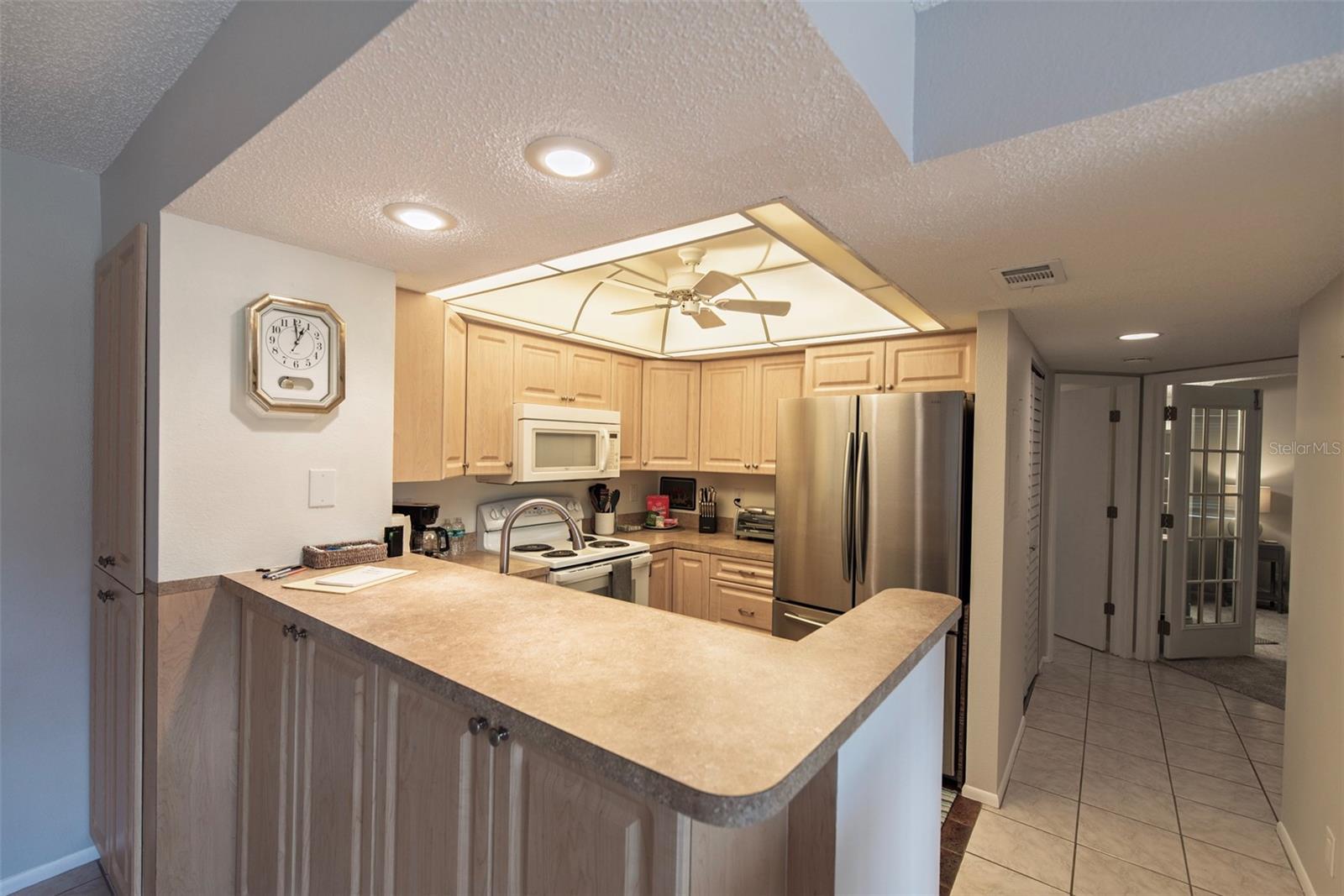 Image 7 of 19 For 19505 Quesada Avenue Aa105