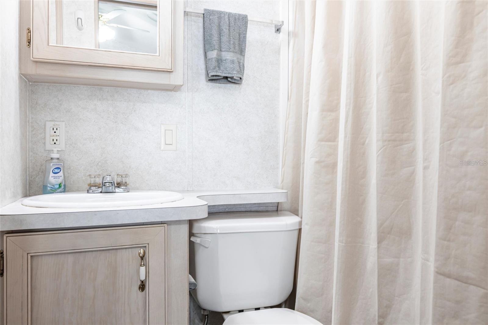 Image 11 of 18 For 1604 Manatee Loop