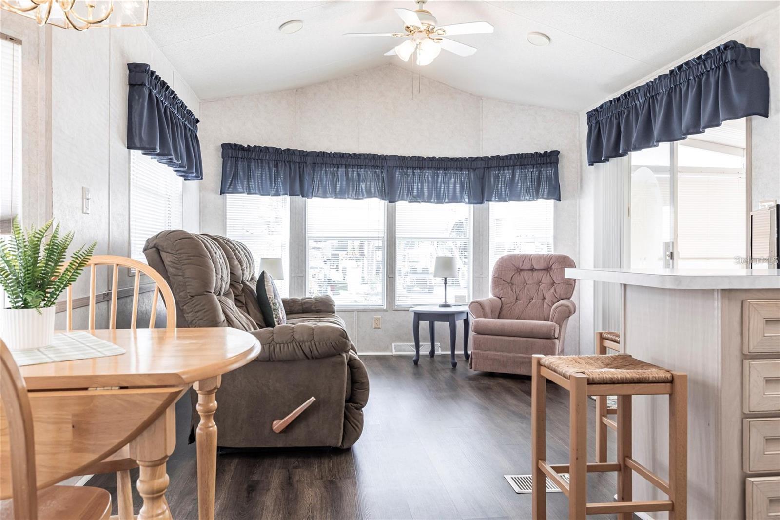 Image 4 of 18 For 1604 Manatee Loop