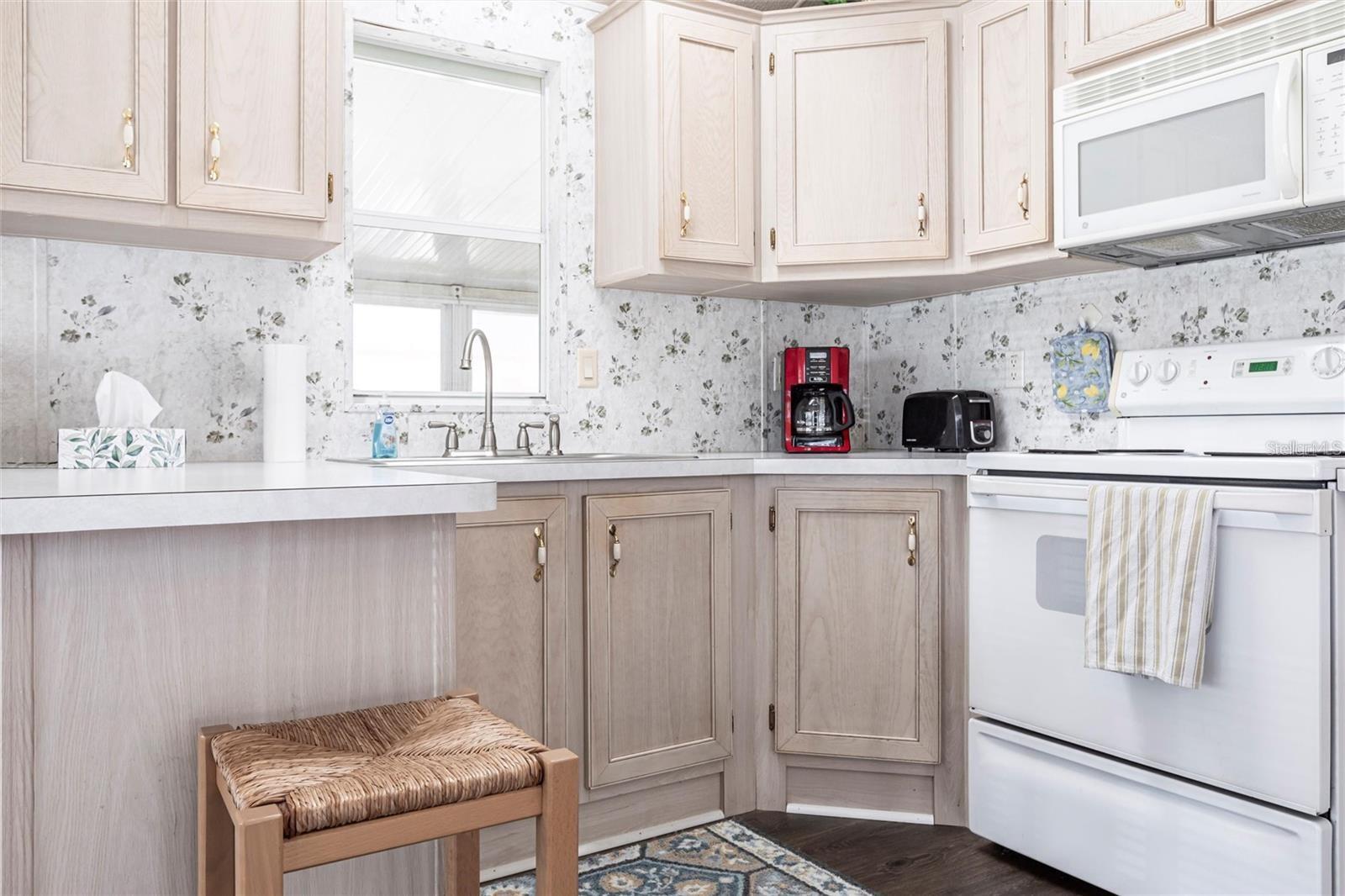 Image 6 of 18 For 1604 Manatee Loop