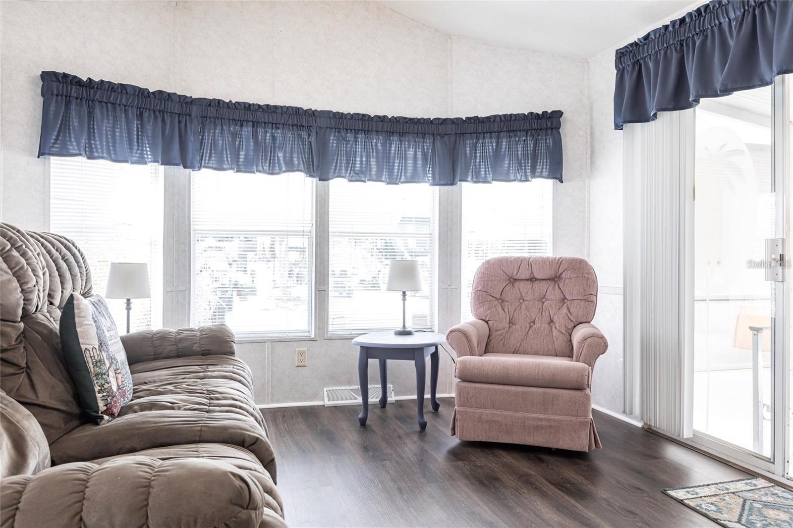 Image 7 of 18 For 1604 Manatee Loop