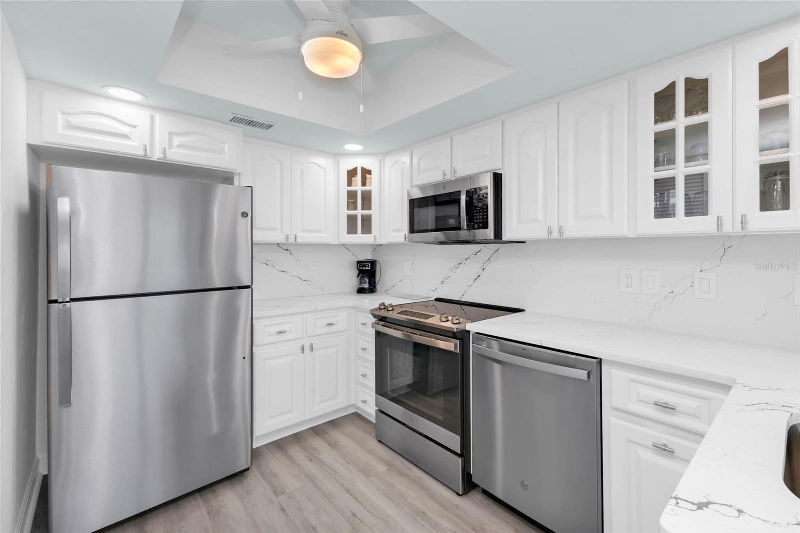 Image 27 of 77 For 7454 Palm Island Drive 3311