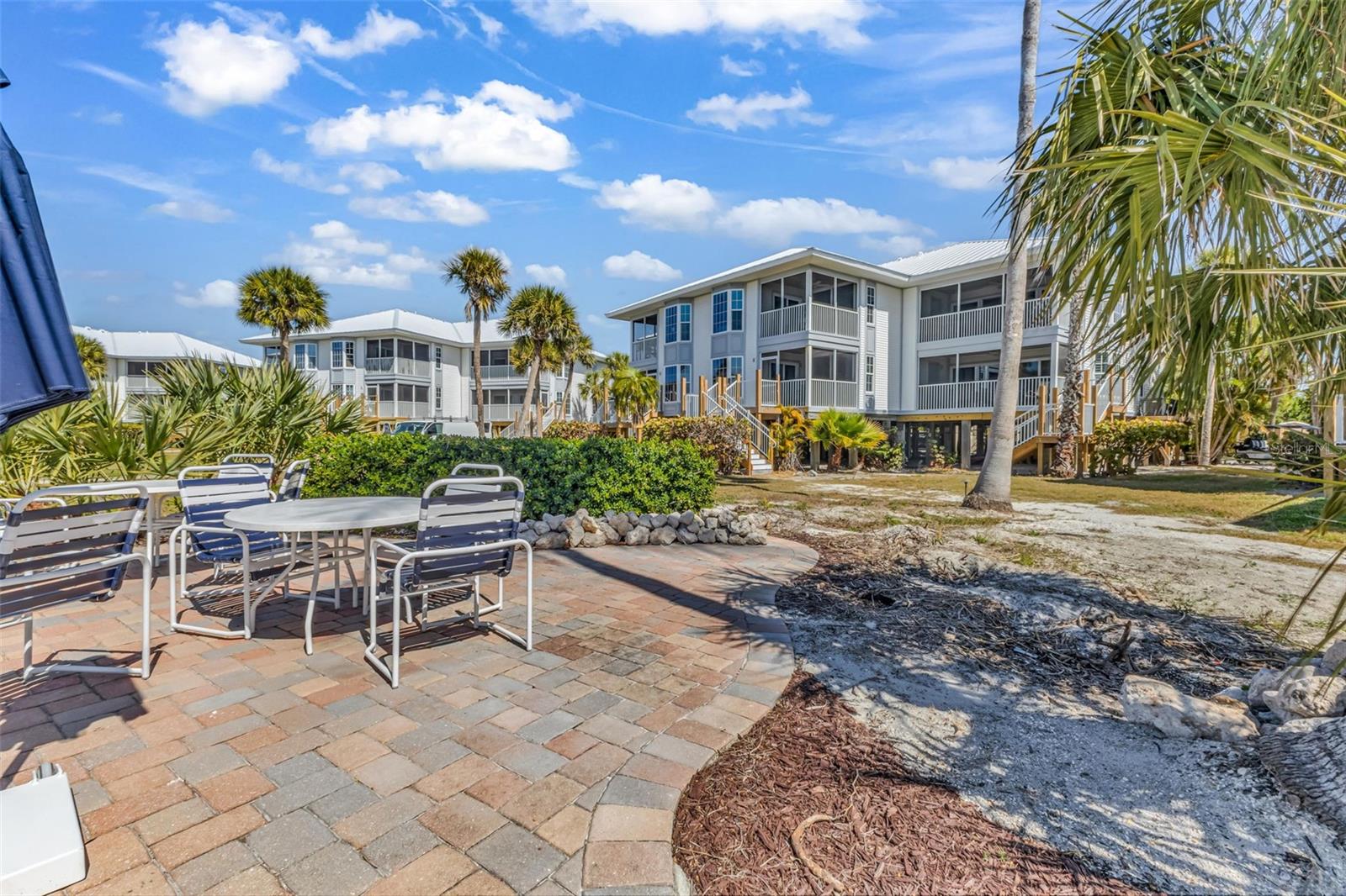 Image 39 of 77 For 7454 Palm Island Drive 3311