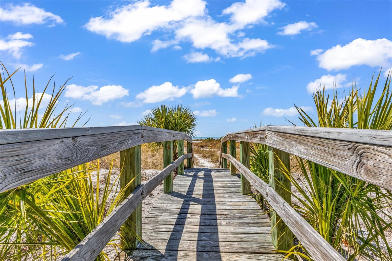 Image 44 of 77 For 7454 Palm Island Drive 3311