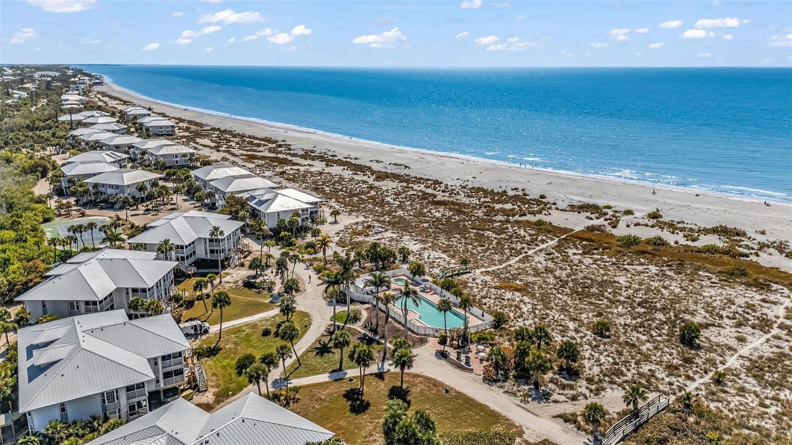 Image 52 of 77 For 7454 Palm Island Drive 3311