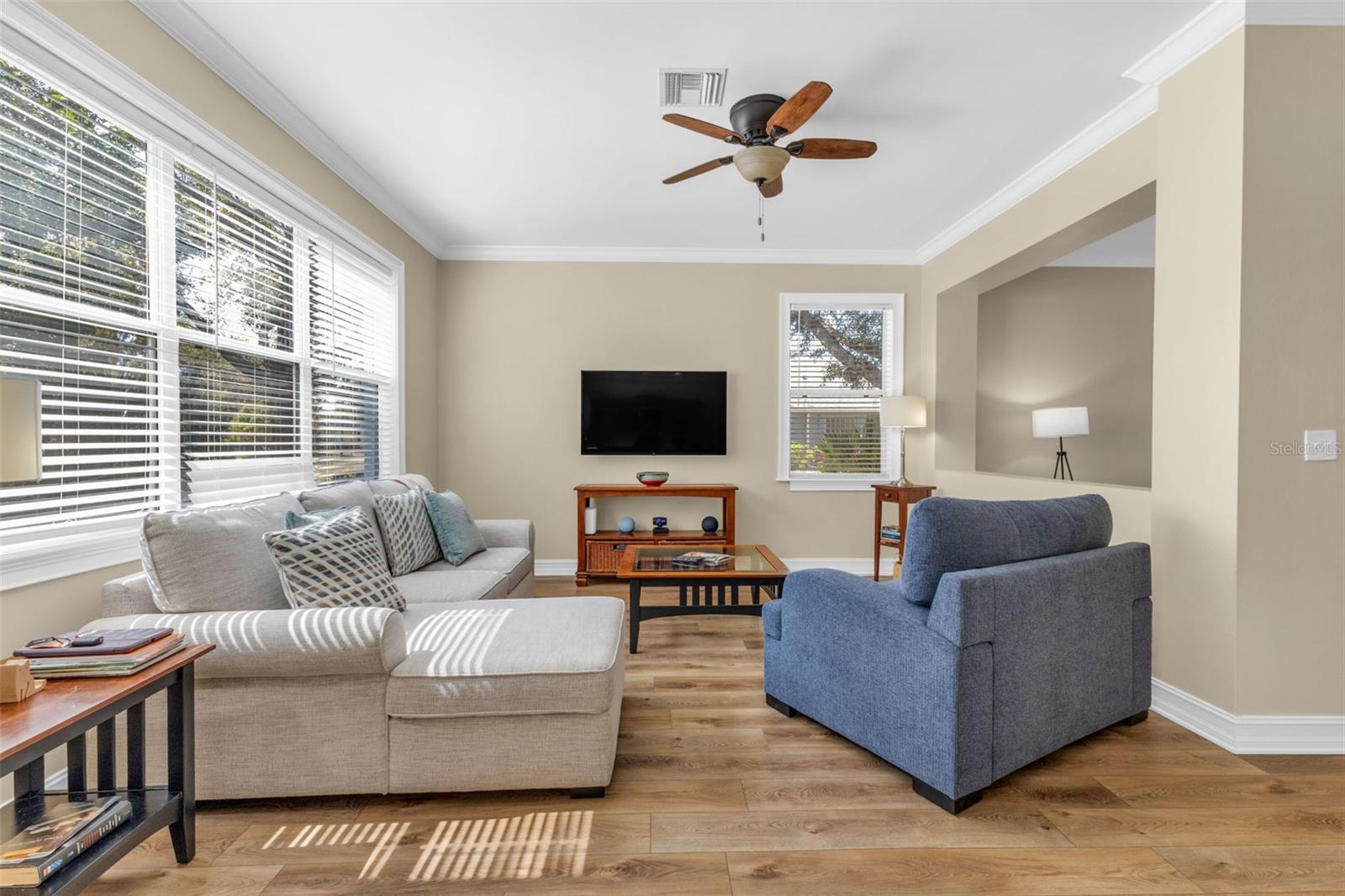 Image 11 of 53 For 26267 Argentina Drive