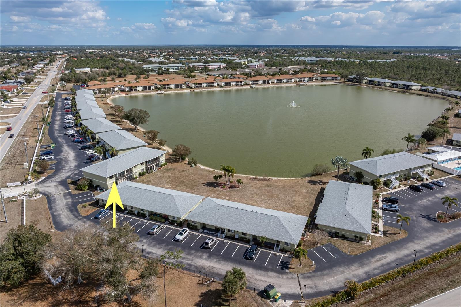 Image 12 of 34 For 25225 Rampart Boulevard 1606