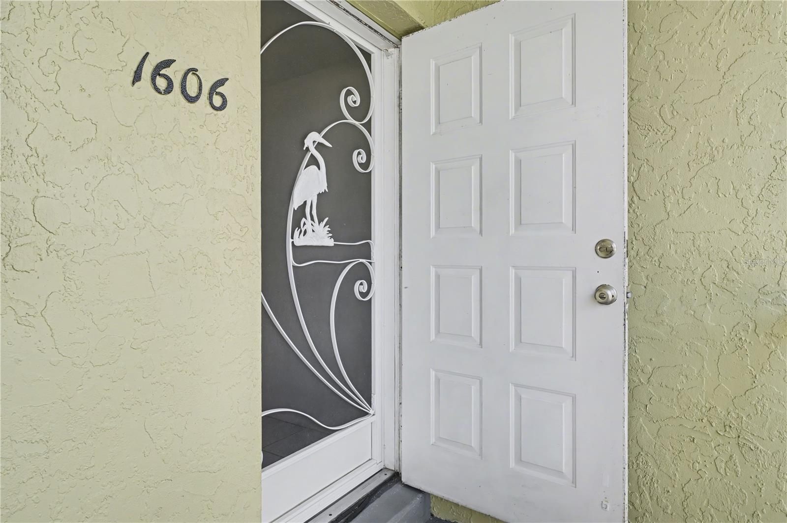 Image 16 of 34 For 25225 Rampart Boulevard 1606