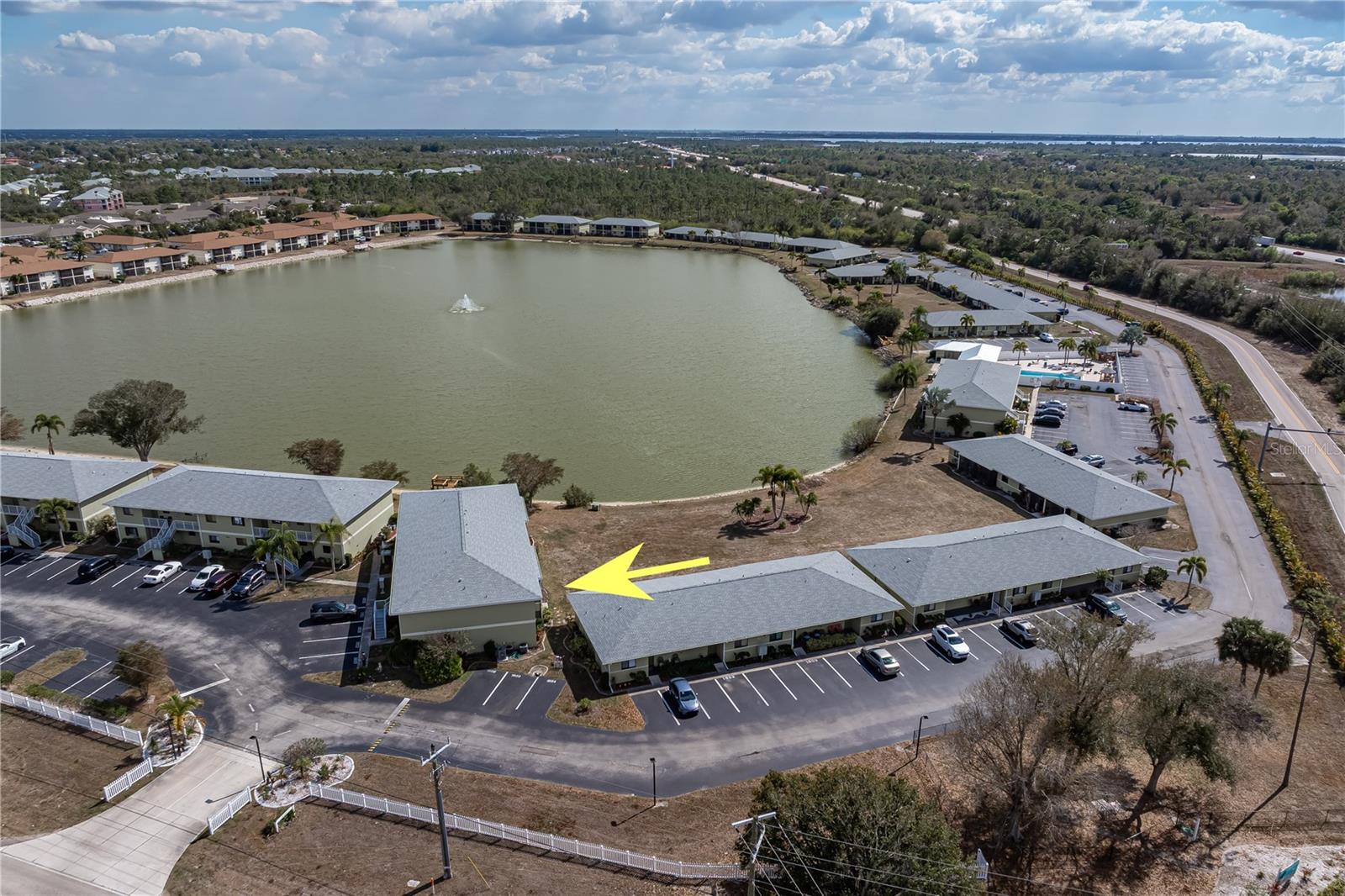 Image 2 of 34 For 25225 Rampart Boulevard 1606