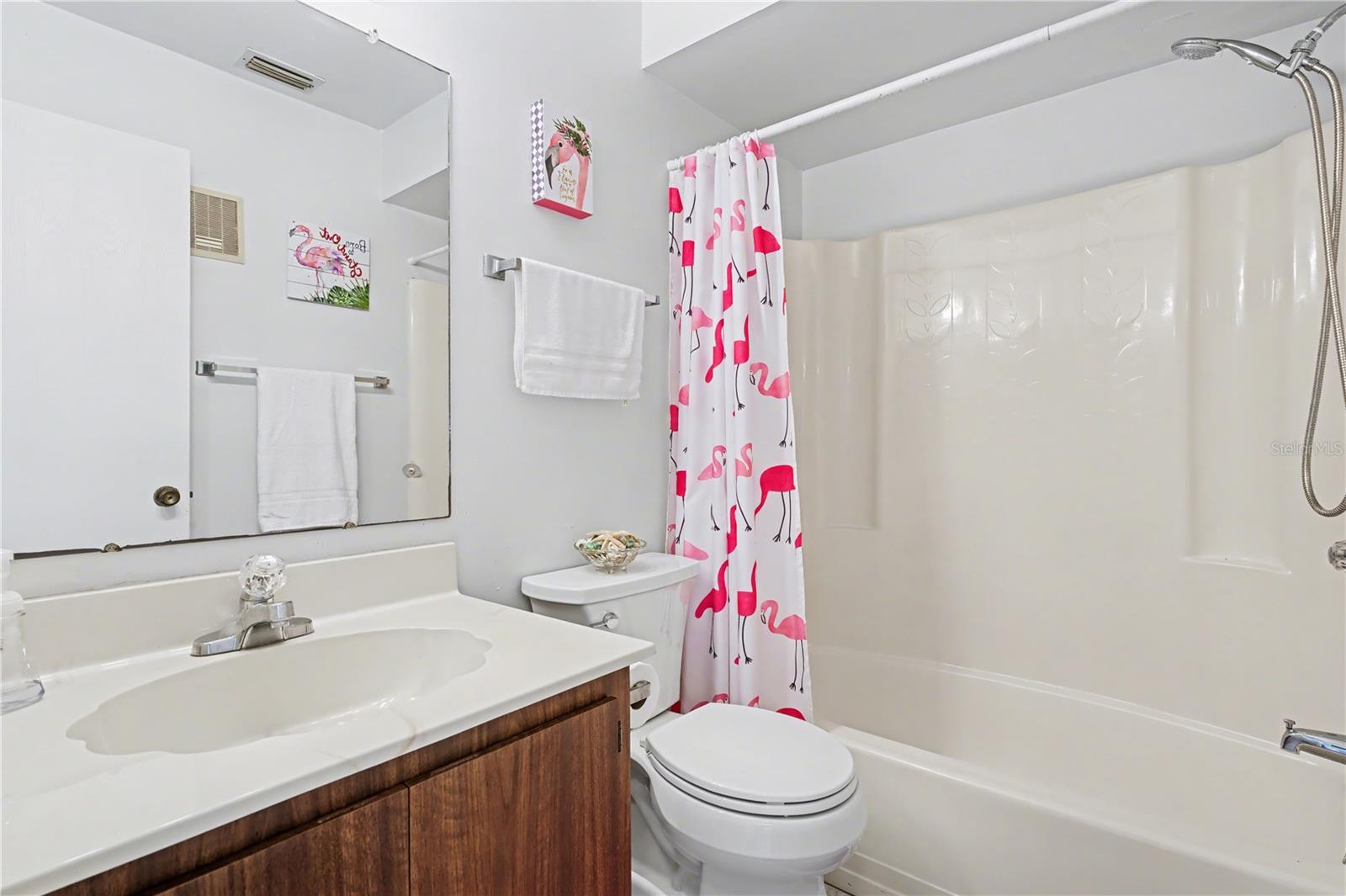 Image 30 of 34 For 25225 Rampart Boulevard 1606