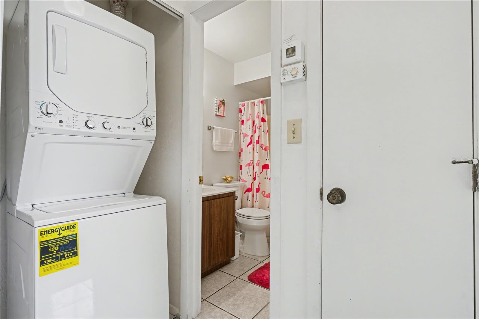 Image 31 of 34 For 25225 Rampart Boulevard 1606