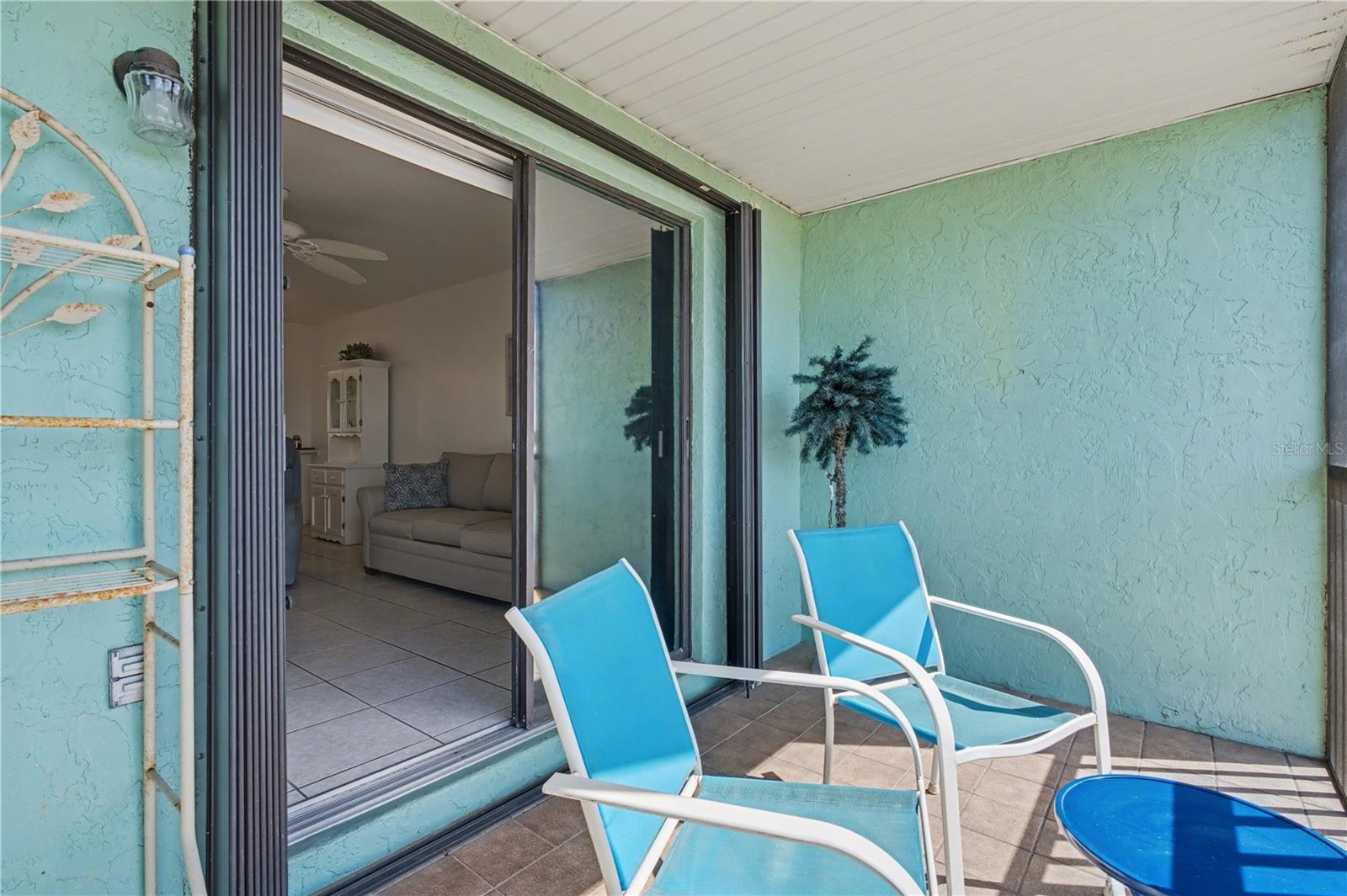 Image 32 of 34 For 25225 Rampart Boulevard 1606