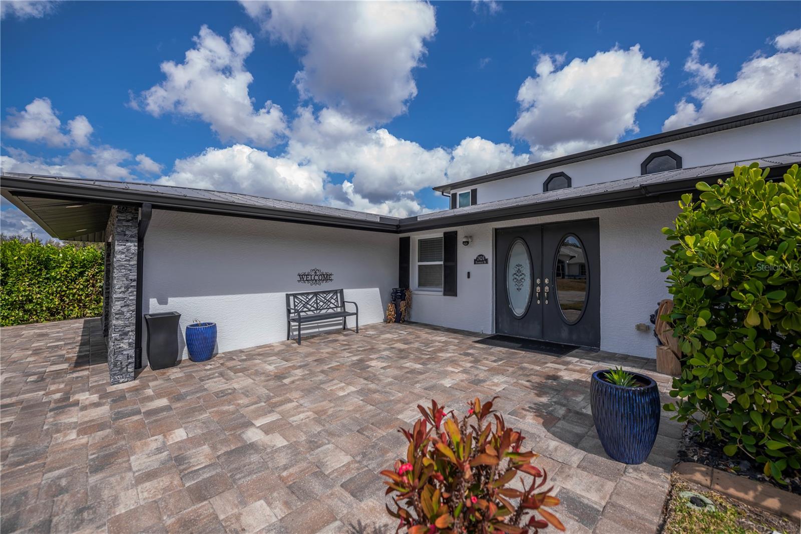 Image 18 of 96 For 2424 Harbour Drive