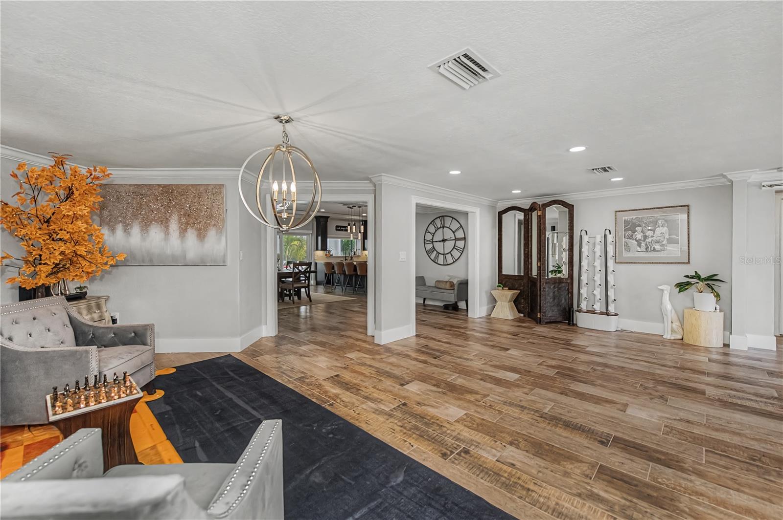 Image 22 of 96 For 2424 Harbour Drive